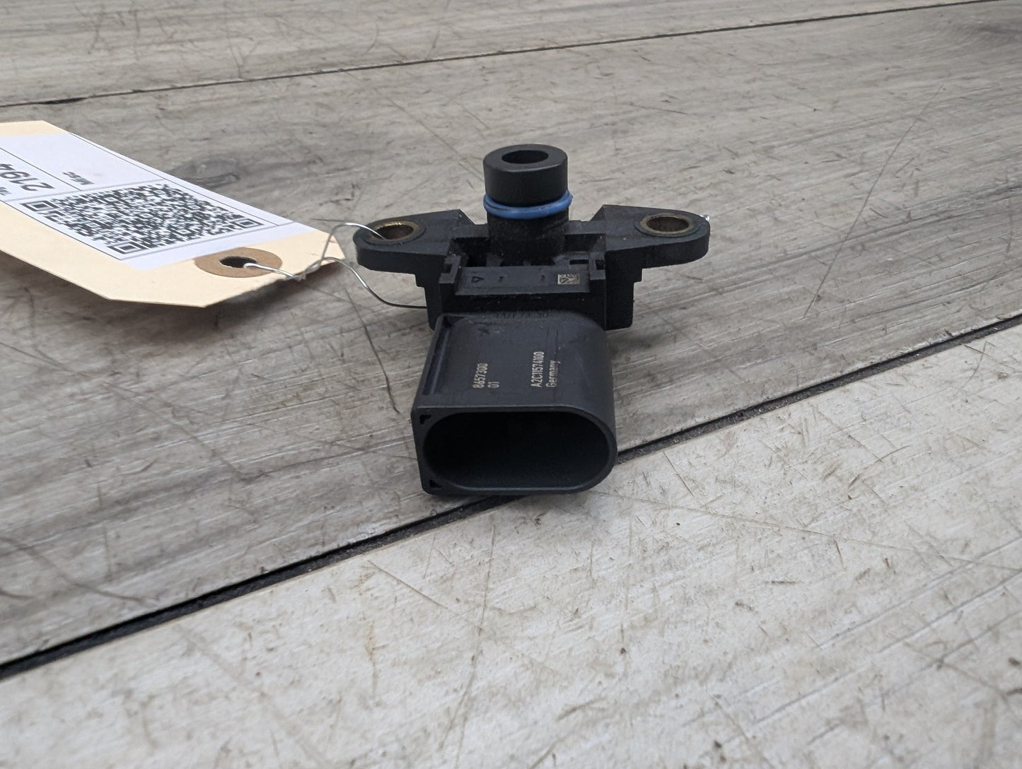 2018 - 2024 BMW X3 G01 Manifold Absolute Pressure (MAP) Sensor 8657300