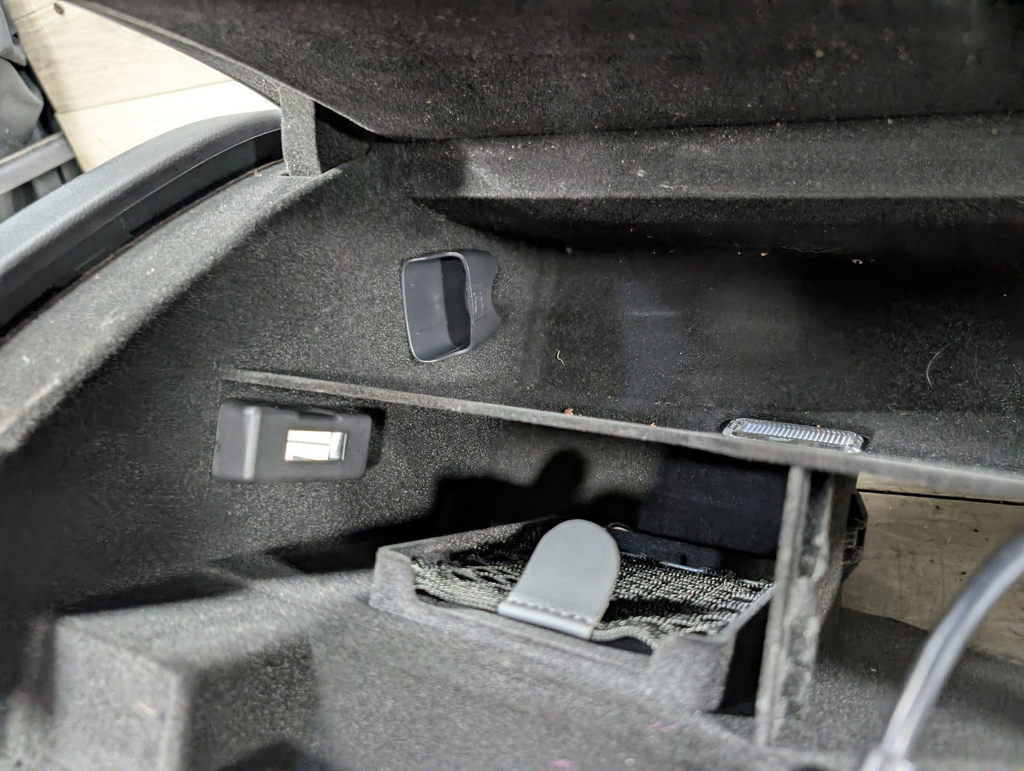 2008 - 2017 Audi S5 8T Dashboard Dash Board Panel Glove Box Assemly 8K1880302