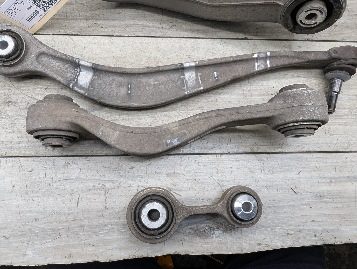 2011-2016 BMW 535i F10 Rear Right Passenger Control Arms SET 6784350