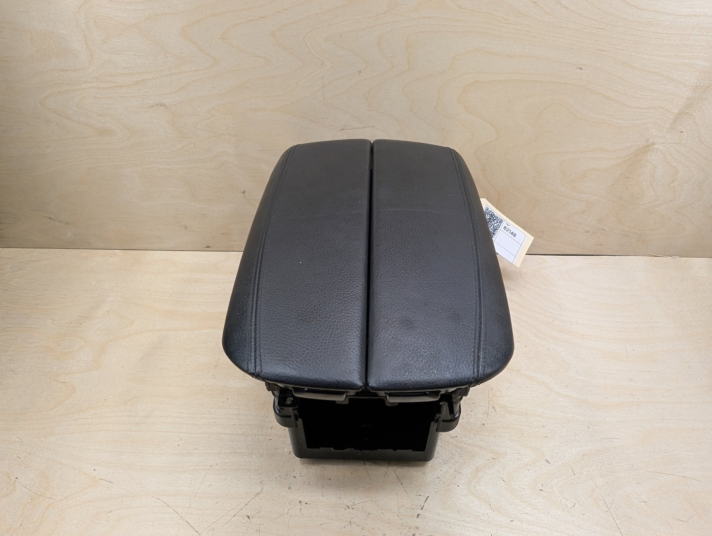 2015-2019 BMW X6 F16 Center Console Armrest Arm Rest 9251992