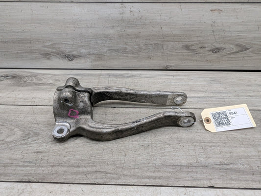 2016-2022 BMW 750Li G12 Front Left Driver Spring Strut Shock Absorber Bracket 6861199