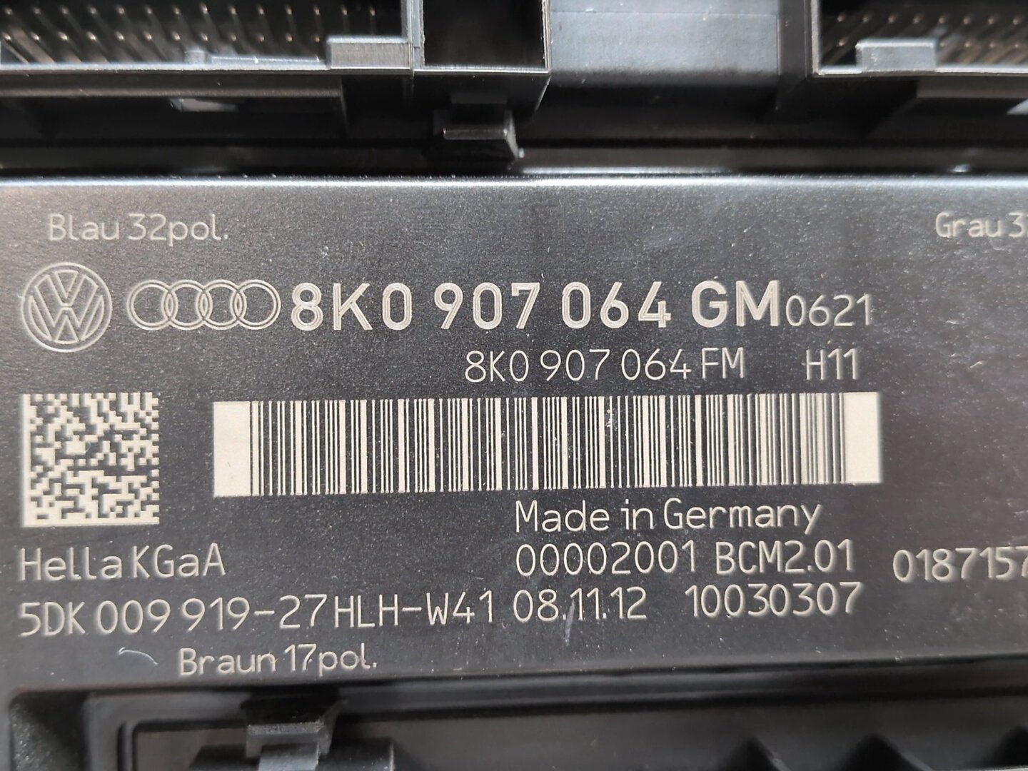 2008 - 2017 Audi S5 8T Bdc Body Domain Fem Control Module w/ Key 8K0907064GM