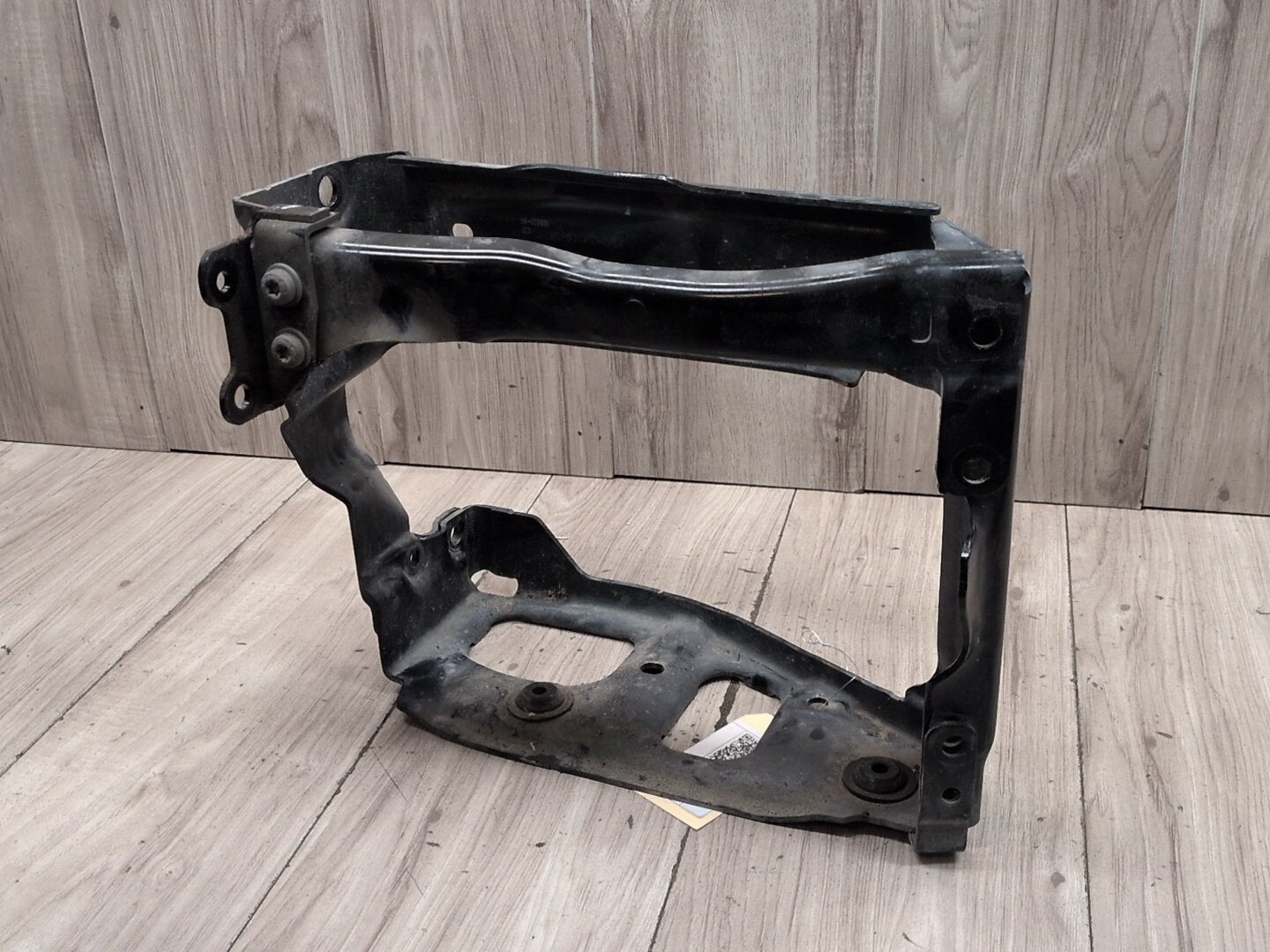 OEM BMW F90 F93 G12 G16 G30 M5 M8 Front Right Passenger Radiator Support Bracket
