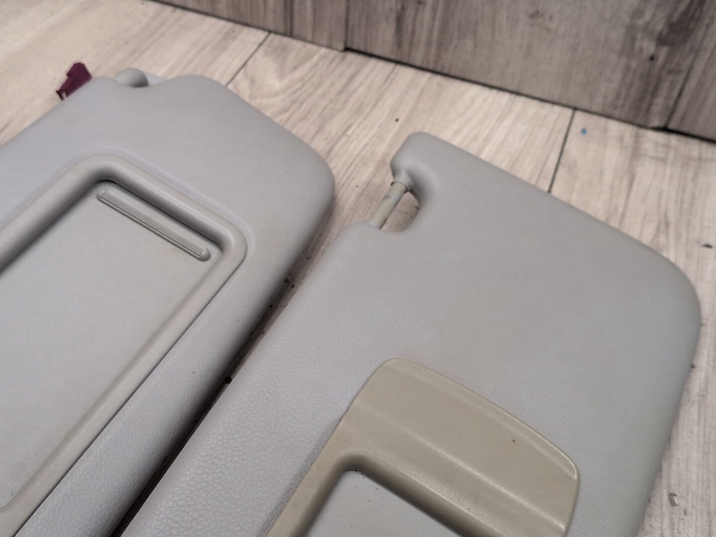 2011 BMW 328i E90 Front Left Right Sun Visor SET 7252053