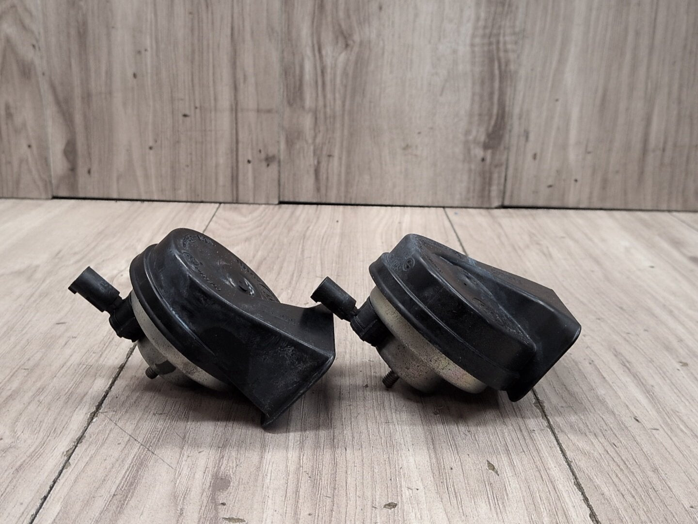 2011 BMW 328i E90 Alarm Horns SET 7159420