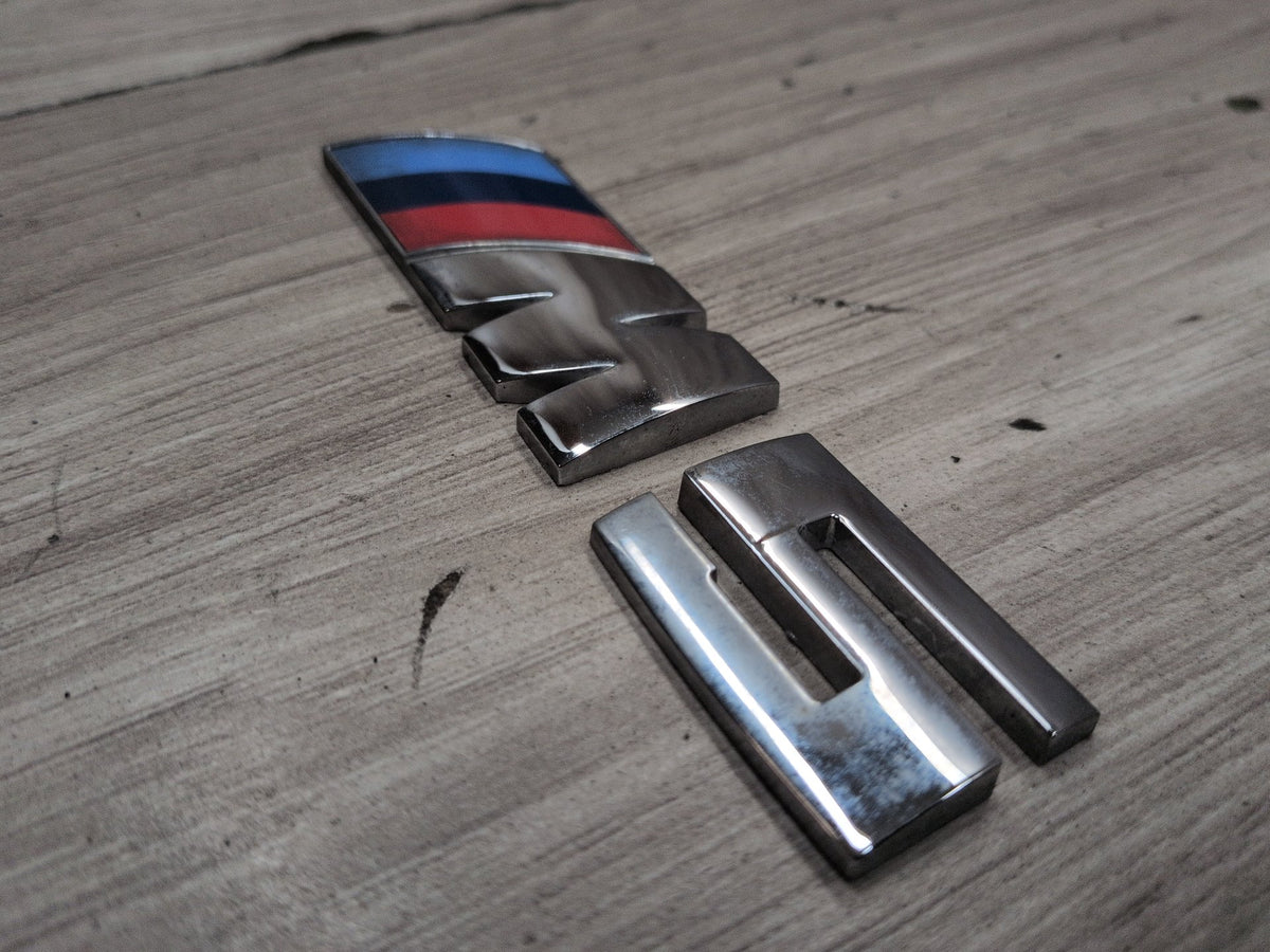 2011-2016 BMW M5 F10 Emblem Badge Symbol Logo 0 OEM