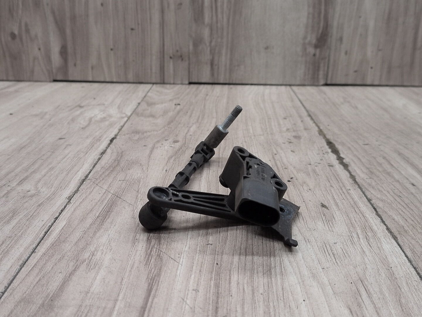 2018-2023 Audi S4 B9 Suspension Height Level Sensor 4M0907503
