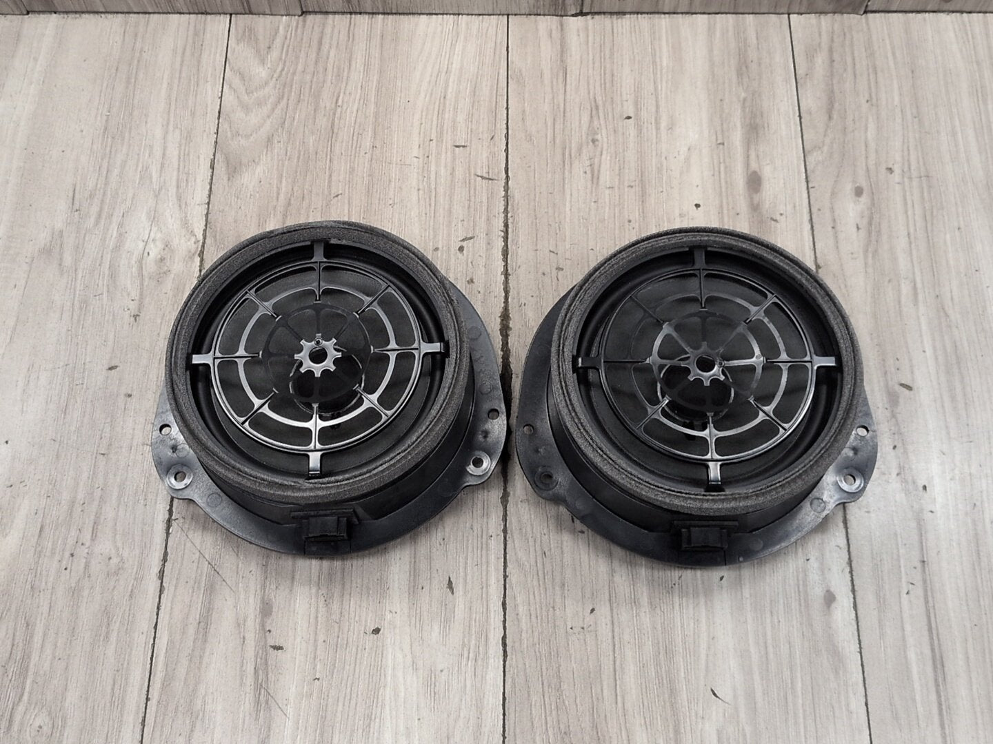 2018-2023 Audi S4 B9 Front Left Right Door Corner Speaker Assemblys SET 8W5035411A