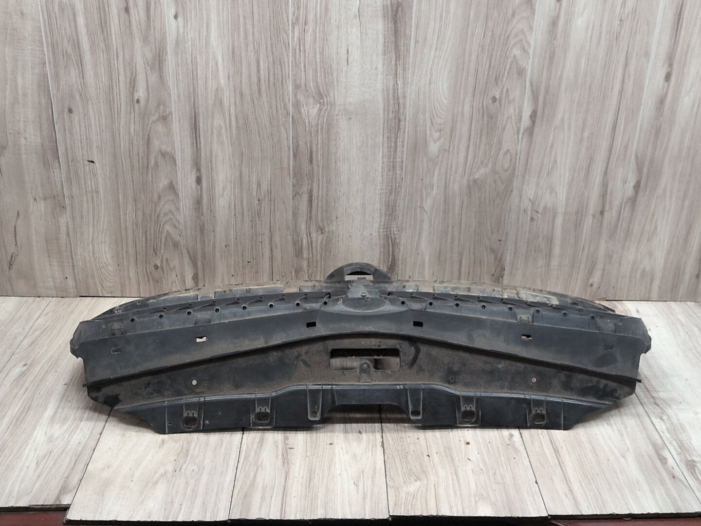 2016-2022 BMW 750i G12 Front Bumper Radiator Air Flap Shutter 8091760 OEM