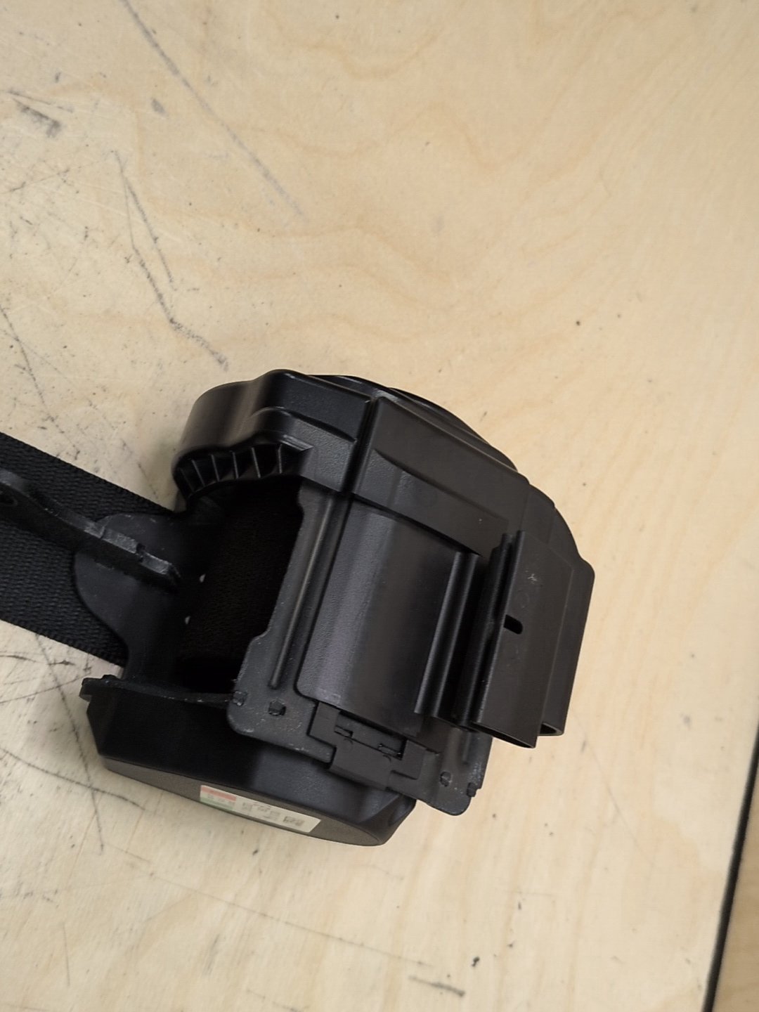 2016-2022 BMW 750i G12 Rear Left or Right Seatbelt Seat Belt Retractor 6282794