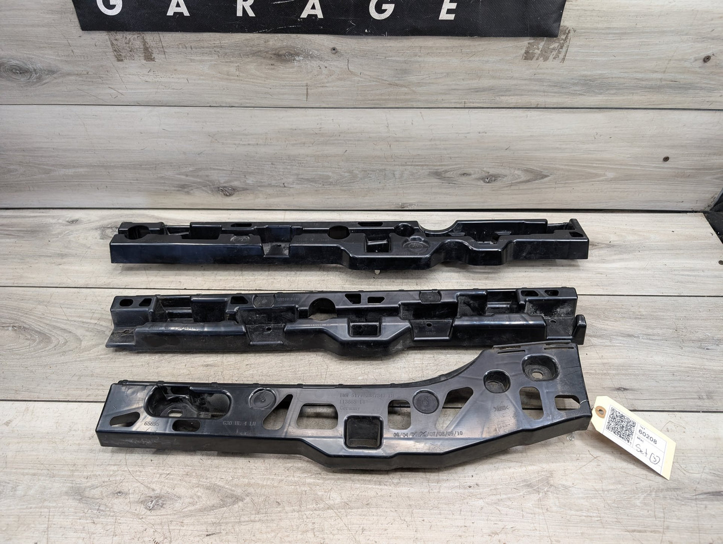 2017-2023 BMW 530i G30 Left Driver Side Skirt Rocker Panel Brackets SET 7387347