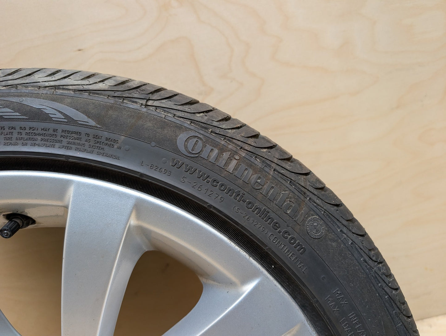 06-13 OEM BMW E90 E92 E93 328 335 Wheel Rim 17x8 ET34 V-Spoke Style 285
