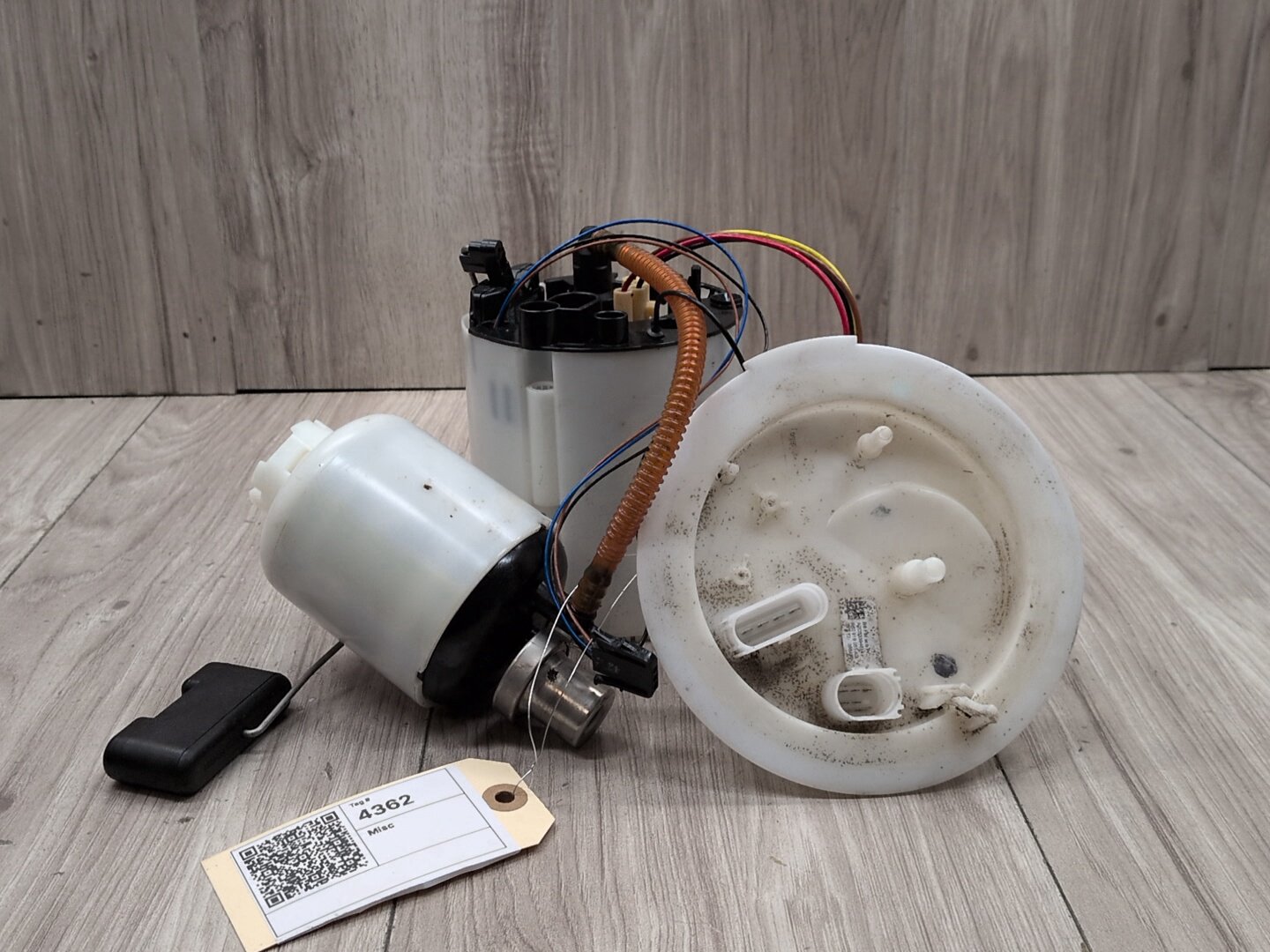 2008 - 2017 Audi S5 8T Fuel Gas Tank Sending Unit Assembly 8k0919051AD