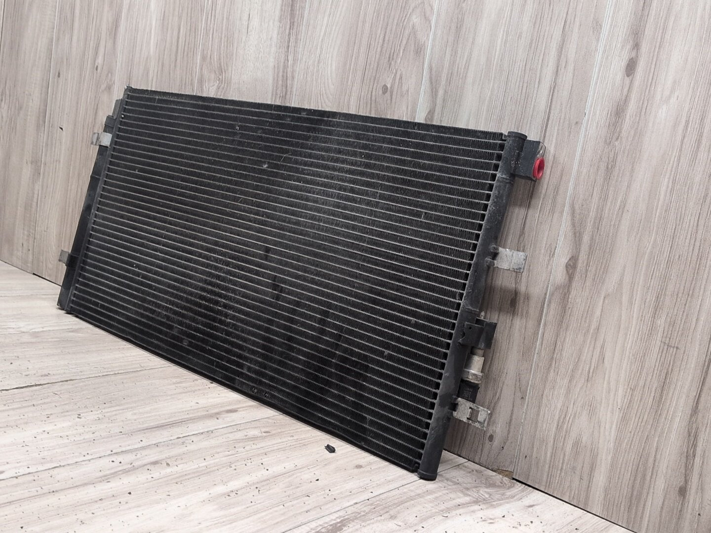 2008-2017 Audi S5 8T Cooling Radiator 8K02604011AA