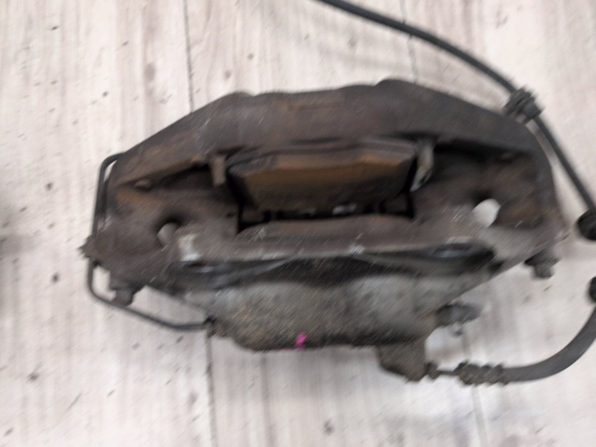 16-22 OEM BMW G11 G12 745eX 750i 750iX Front Left Right Brake Caliper Gray SET