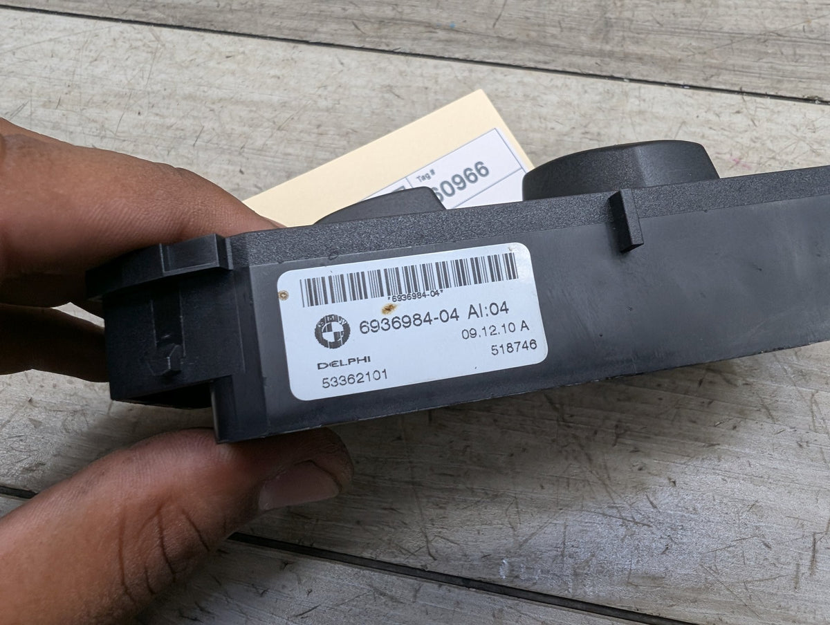 2006-2011 BMW 328i E90 Front Right Passenger Seat Control Switch 6936984