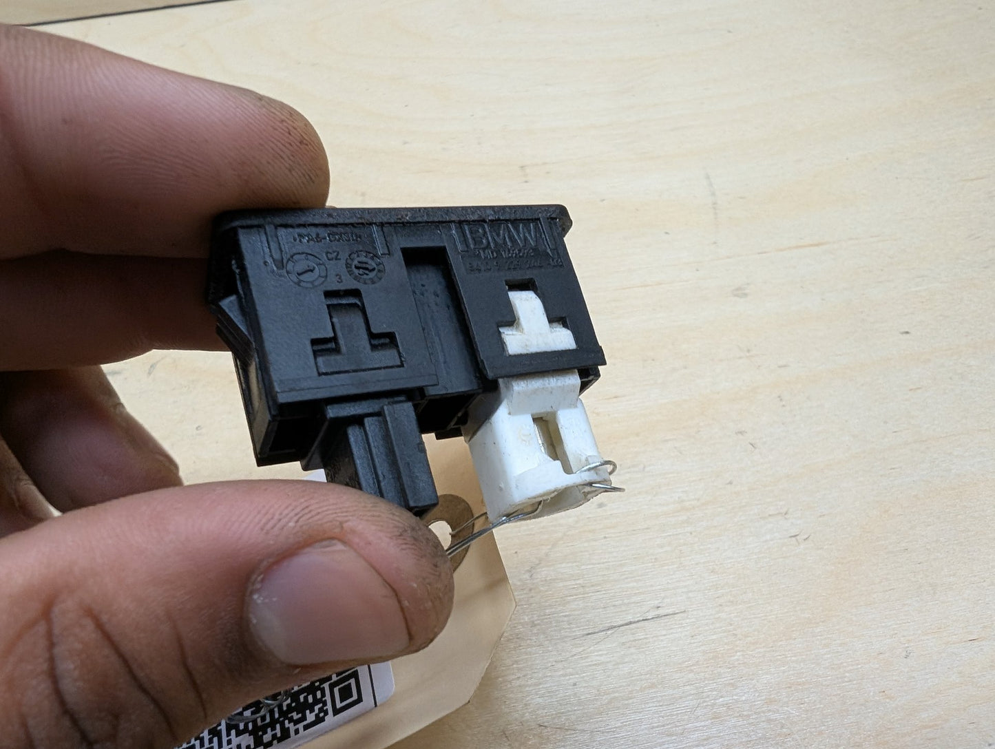 12-20 OEM BMW F22 F23 F30 F32 F33 F36 F48 F80 F82 F83 M3 M4 Aux Audio Input USB