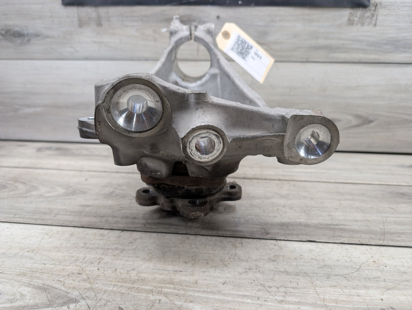 2021-2026 BMW 430i G22 Front Left Driver Spindle Knuckle w/ Bearing 6877147
