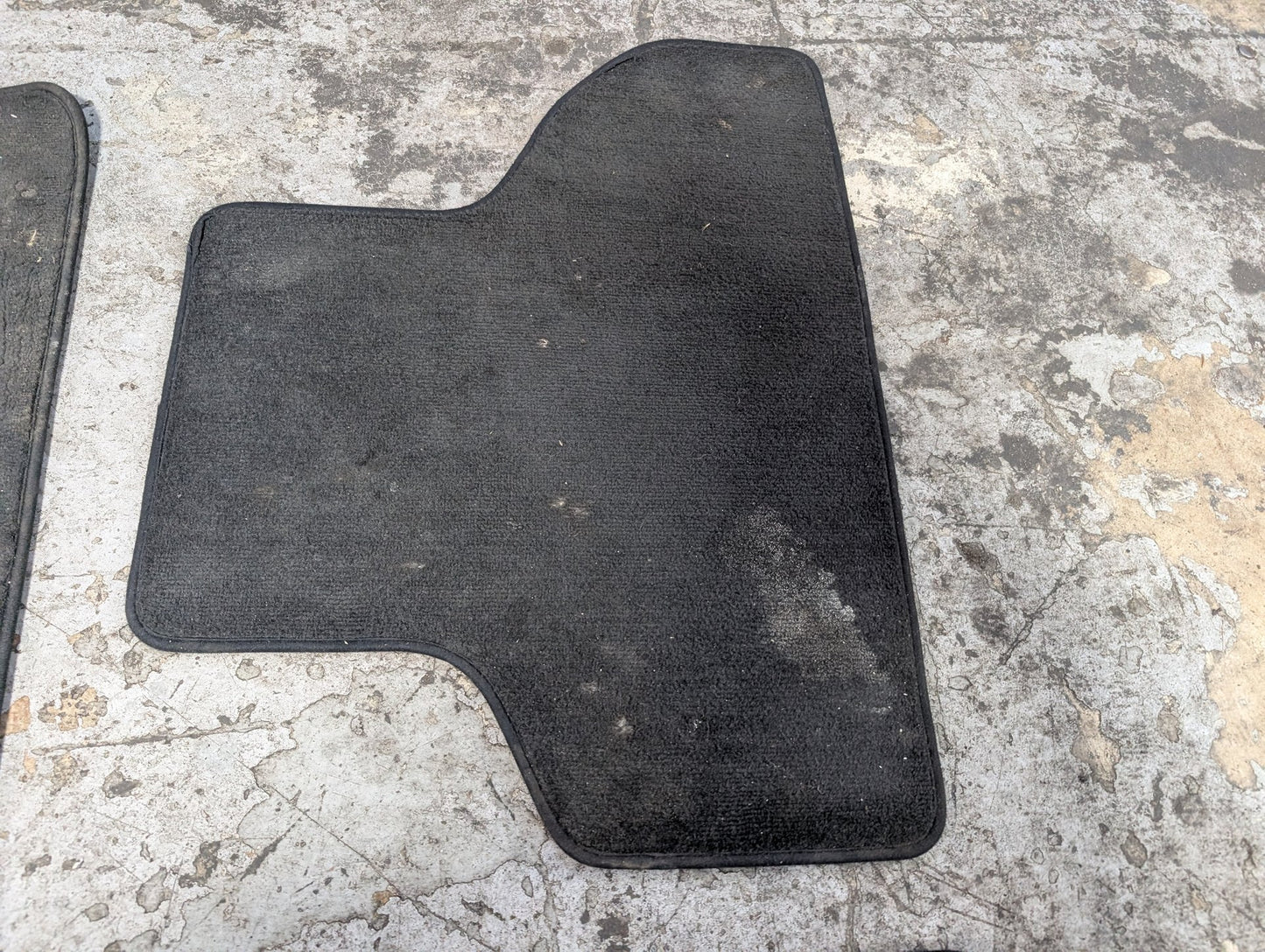 2014 - 2018 BMW X5 F15 Front Rear Left Right Mat Carpet Floor Mats SET 7439856 N63B