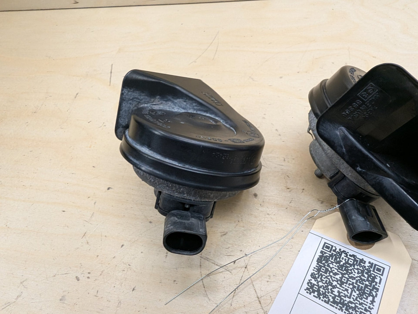 2011-2016 BMW X3 F25 Alarm Horns SET 7217702