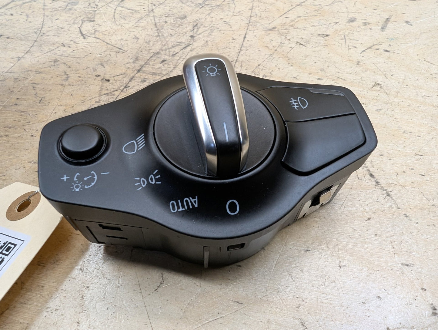 2011-2017 Audi RS5 8T Headlamp Switch 8K0941531AQ