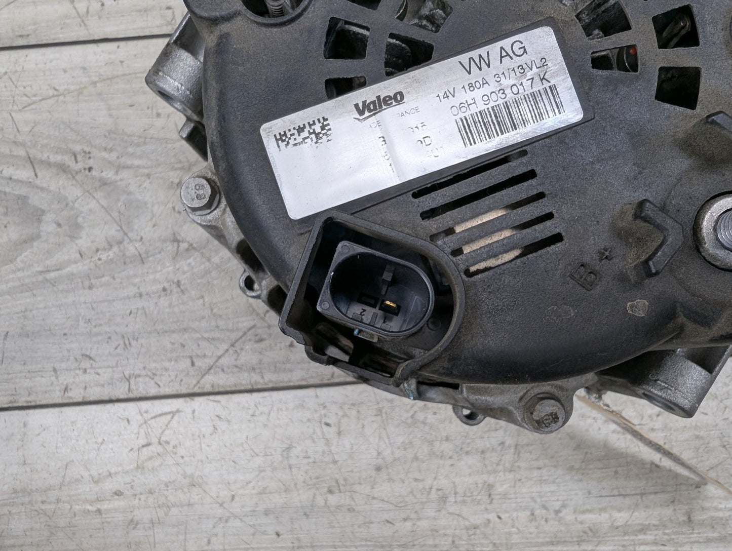 2009 - 2017 Audi Q5 8R Engine Motor Generator Alternator 06H903017K EA888