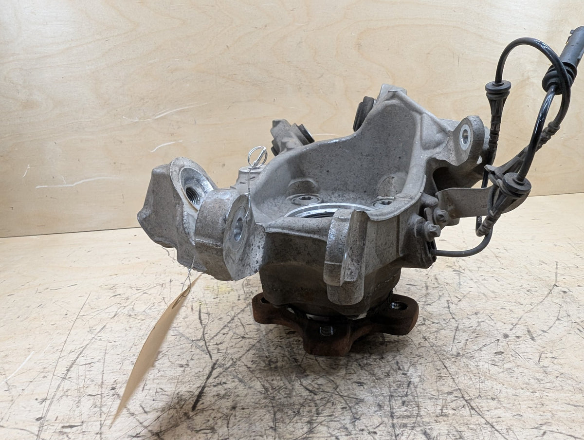 19-25 OEM BMW G20 330 M340 REAR Left Driver Side Knuckle Hub Spindle Bearing