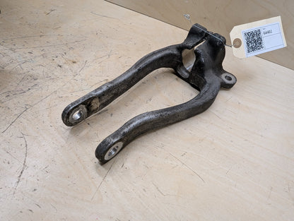 2016-2022 BMW 750i G12 Front Right Passenger Spring Strut Shock Absorber Bracket 6861200