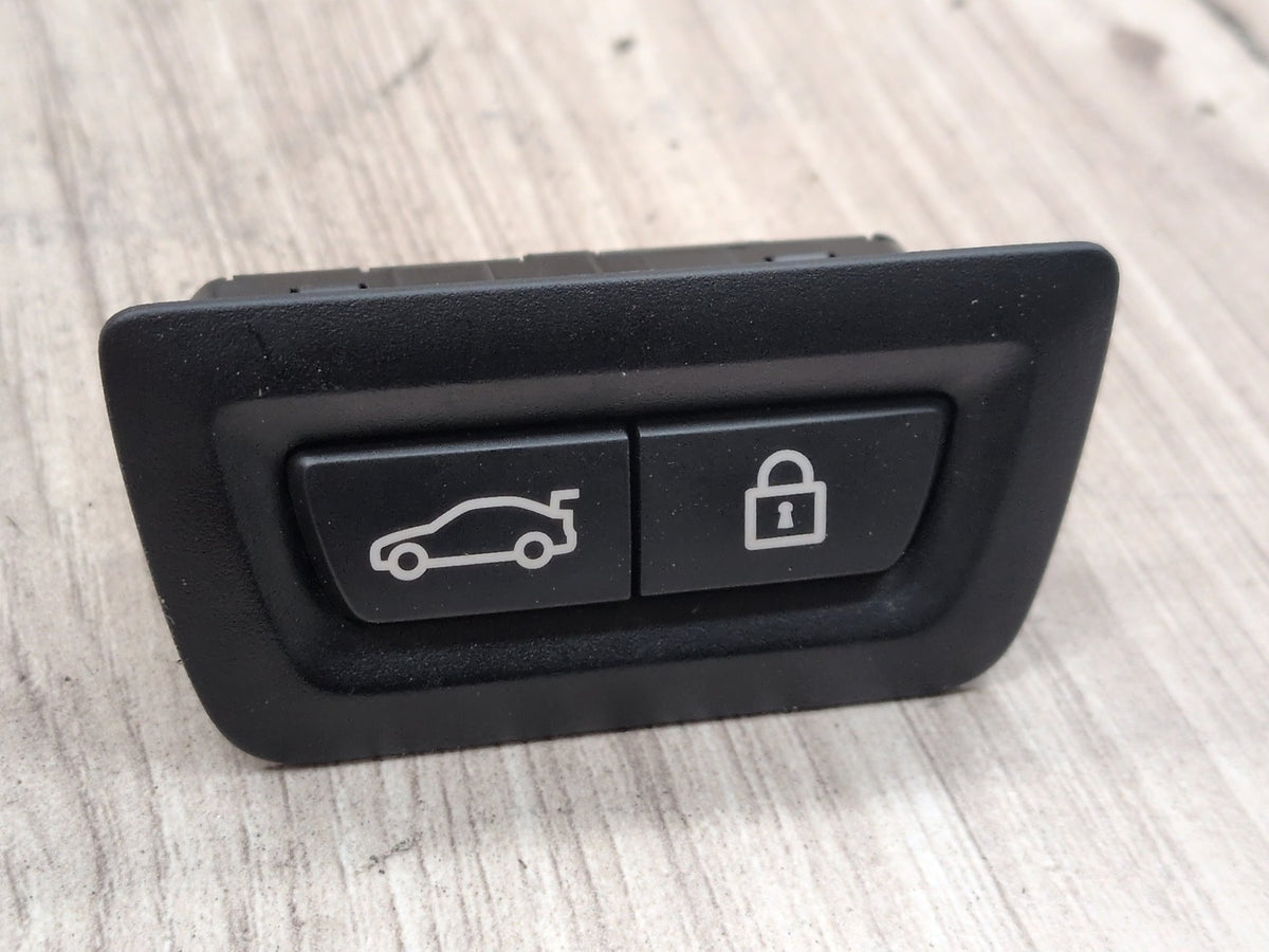 OEM BMW F02 F10 F15 F48 F90 G01 G20 G30 G80 X3 Rear Trunk Lid Center Lock Switch