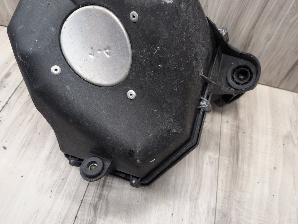2011-2016 BMW F10 M5 S63B44T0 Engine Air Filter Box Assembly SET7843289