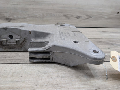 2017-2023 BMW 530i G30 Transmission Mount Bracket 6870602