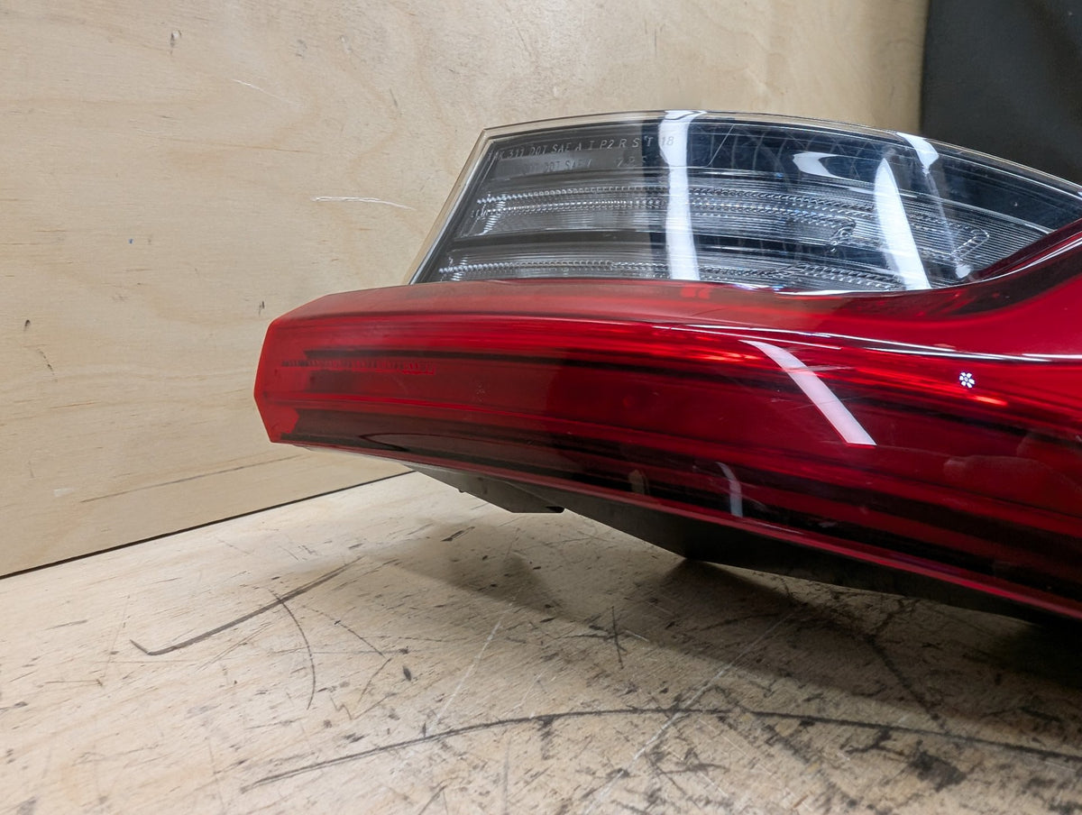 2019-2026 BMW 330i G20 Rear Right Passenger Outer Tail Light 7420452 OEM