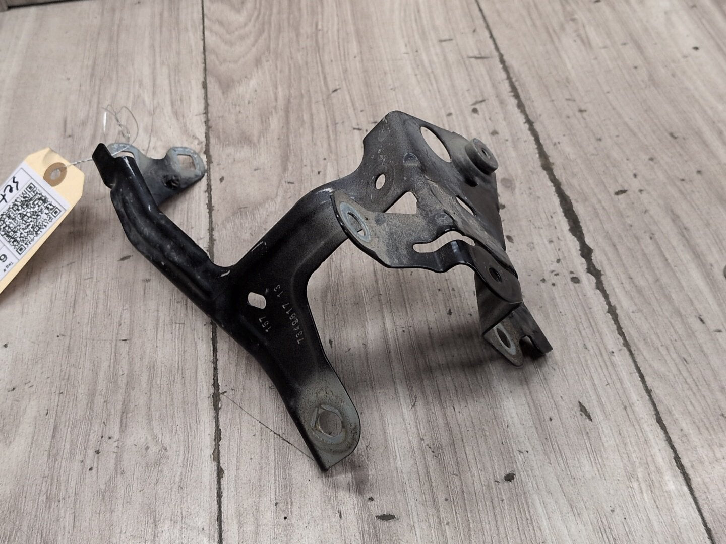 OEM BMW F90 G30 530 540 M550 M5 Front Left Driver Fender Wing Holder Bracket SET