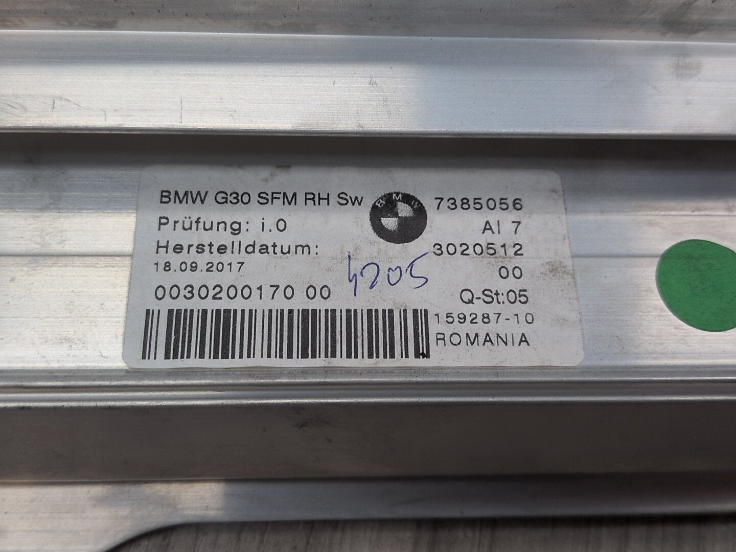 OEM BMW F90 G30 530 540 M550 Rear Right Passenger Window Roller Sun Shade Blind