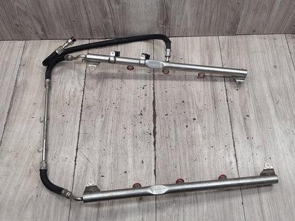 2004-2010 BMW E64 M6 S85B50A Engine Motor Fuel Injector Rail Line SET 7834120
