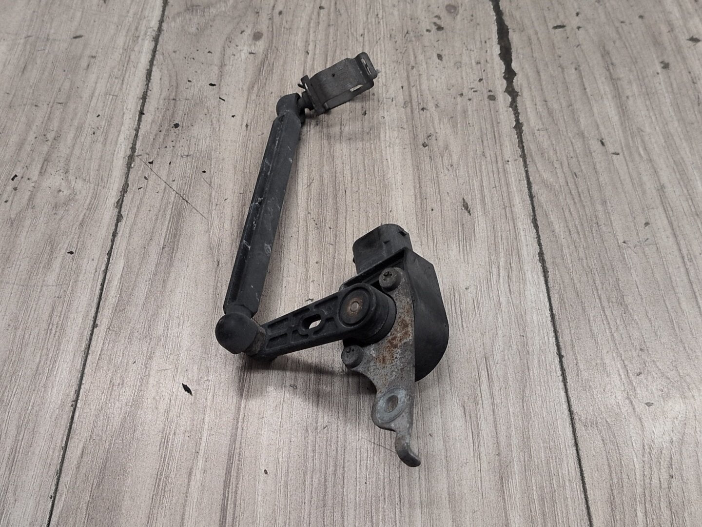 OEM BMW F10 F22 F30 F32 F36 F80 F82 M4 Front Rear Left Right Height Level Sensor