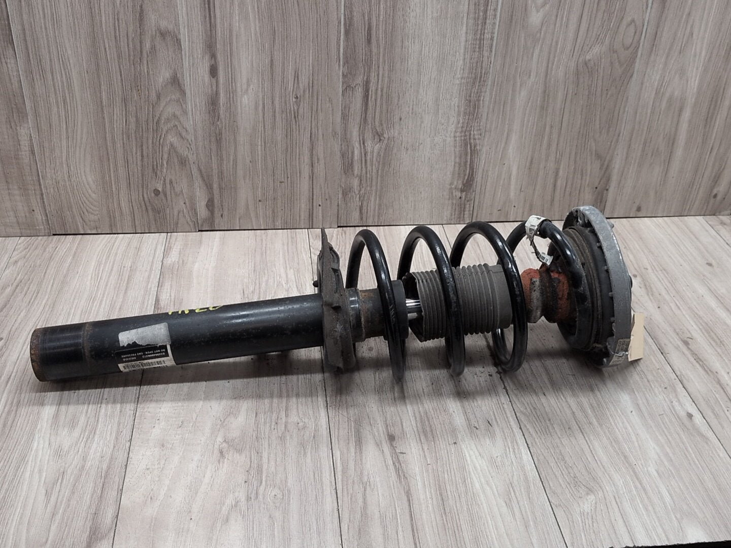 11-18 OEM BMW F25 F26 X3 X4 Front Right Passenger Spring Strut Shock Absorber
