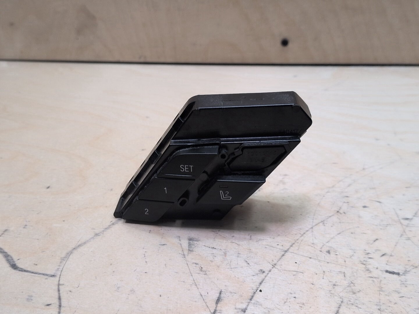 2019-2026 BMW X5 G05 Front Left Driver Seat Memory Switch 9436033 OEM