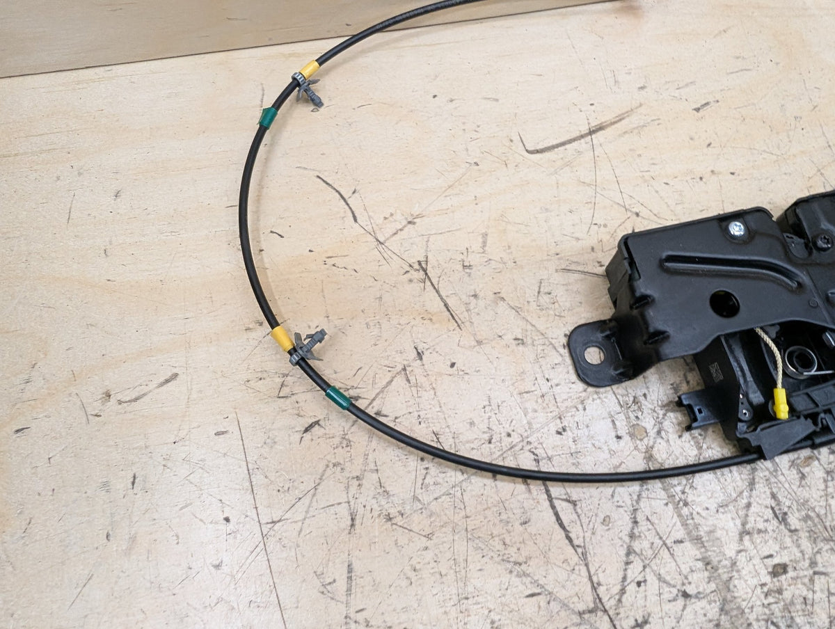 OEM BMW F44 F90 G20 G22 G26 G30 G42 G80 G82 Trunk Lid Latch Lock Opener Actuator