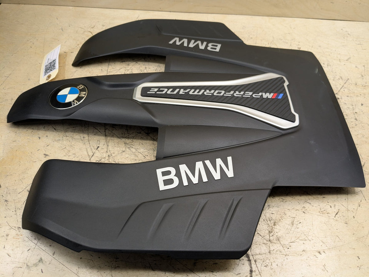 2018-2023 BMW G30 M550i N63B44O2 Engine Cover 8679177