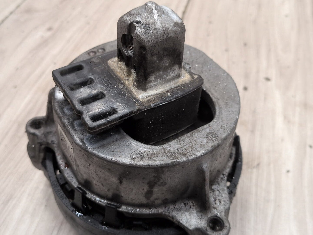 2019-2026 BMW G20 M340i B58B30O1 Right Passenger Engine Bracket Support Mount 6860496