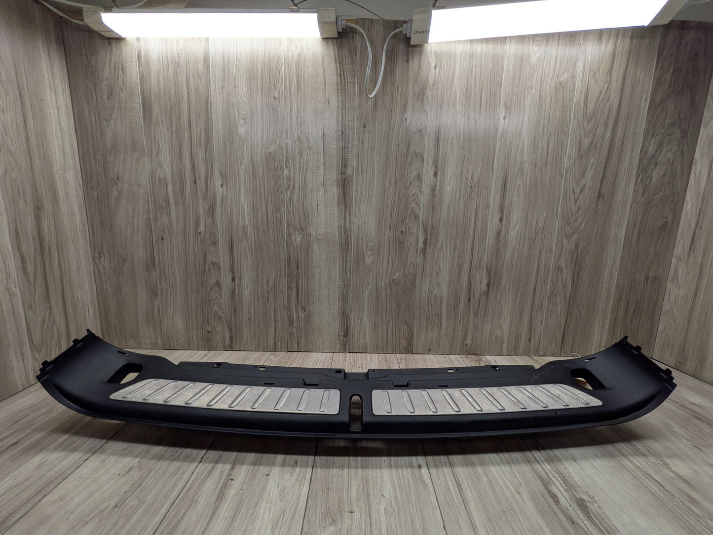 18-24 OEM BMW G01 F97 X3 X3M Trunk Scuff Plate Door Sill Latch Surround Trim