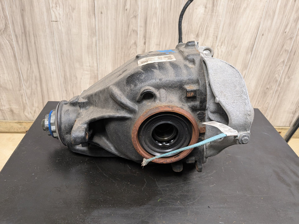 OEM BMW G20 G22 G23 G42 330 M340 Rear Differential Axle Gearbox Carrier 2.81