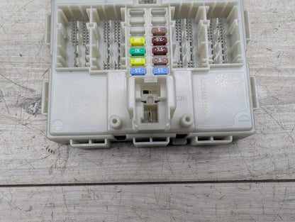 2016 BMW 750Li G12 Bdc Body Domain Fem Control Module 6820556