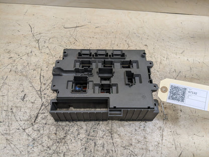2007-2013 BMW 328i E92 Front Power Distribution Fuse Box 9119444 OEM