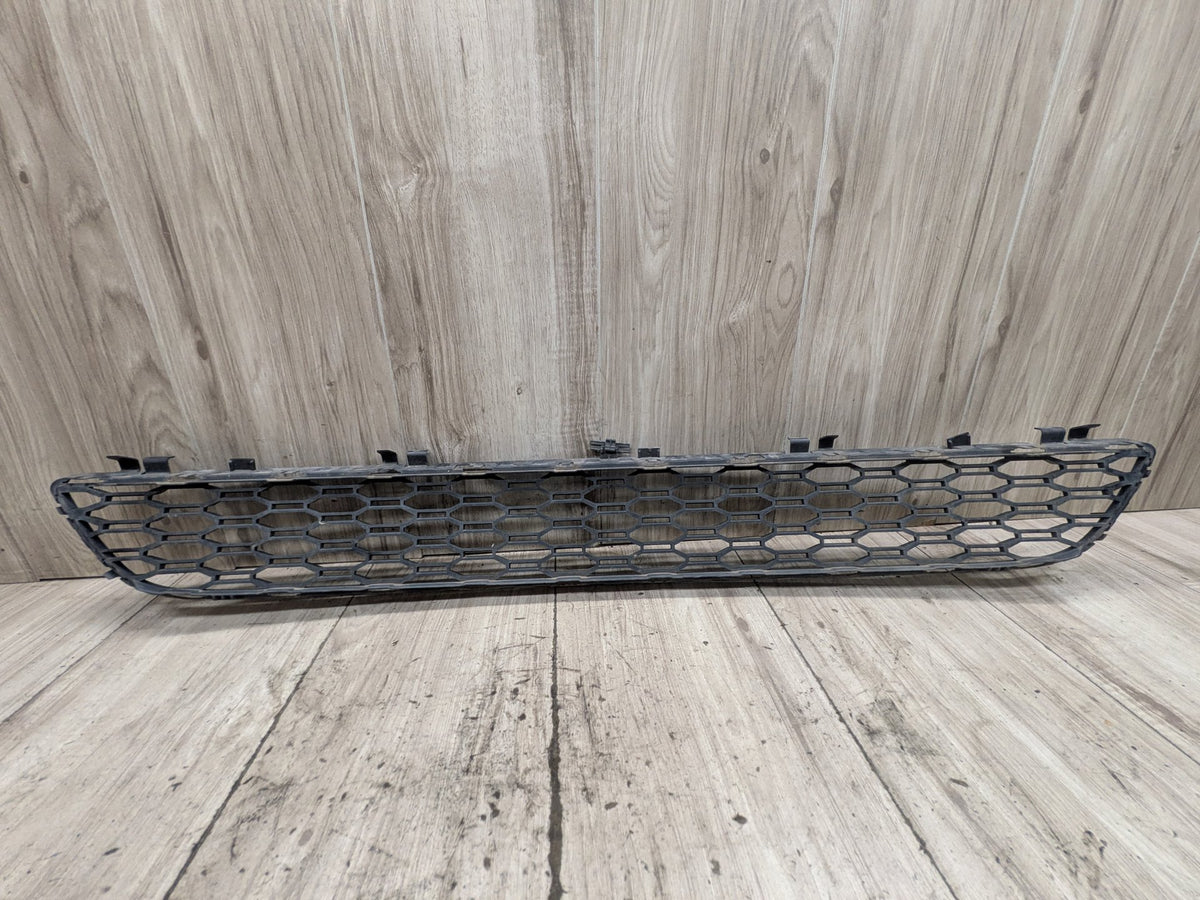 2017-2023 BMW M550i G30 Front Middle Center Bumper Cover Grille 8064930 OEM