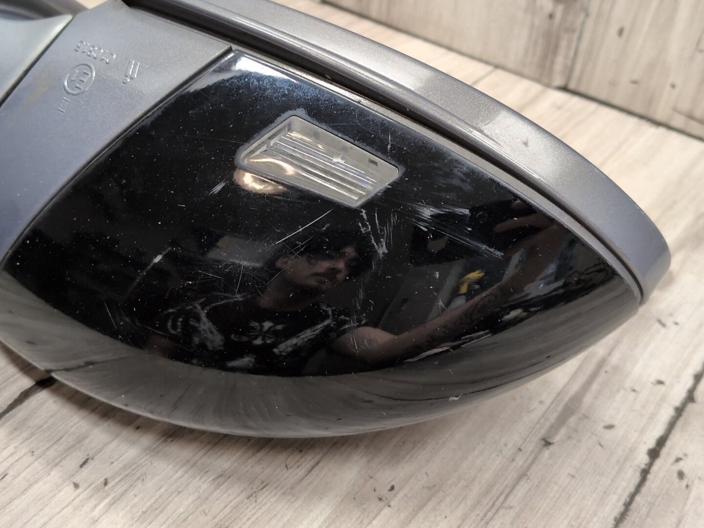 2004-2010 BMW M6 E64 Front Right Passenger Side Mirror Assembly 7906350