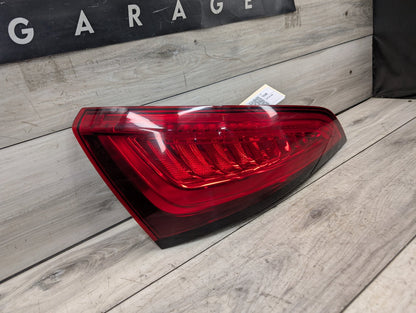 2009 - 2017 Audi Q5 8R Rear Left Driver Outer Tail Light 8R0945093D EA888