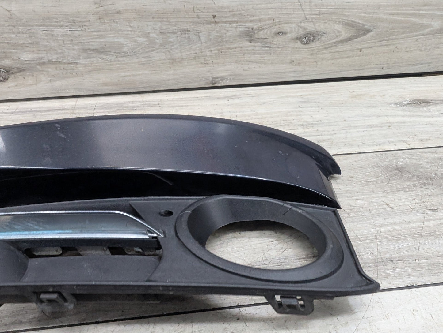 2014 - 2019 BMW 340 F34 Front Left Driver Bumper Cover Grille 7293797 B58B30M0