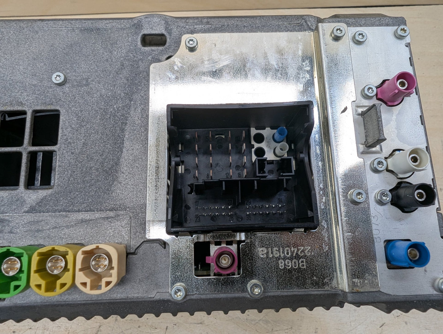 OEM BMW F15 F30 F32 F80 F82 Navigation NBT Headunit Radio CD Head Unit HW 2.1